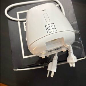 Boxy Charm facial mask machine